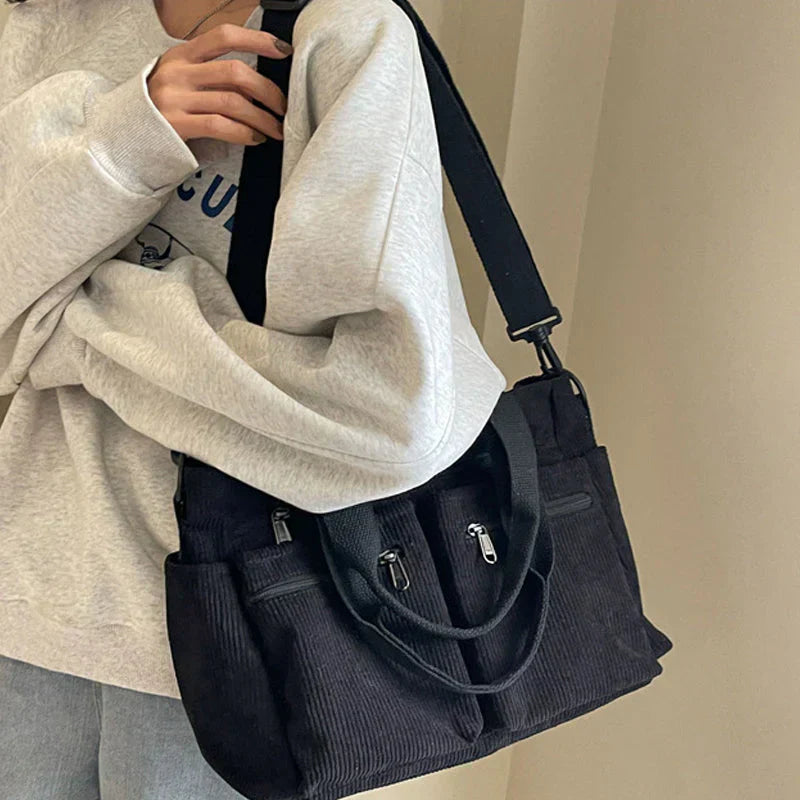 Sac à main femme double fermeture zippée compartiments spacieux élégant