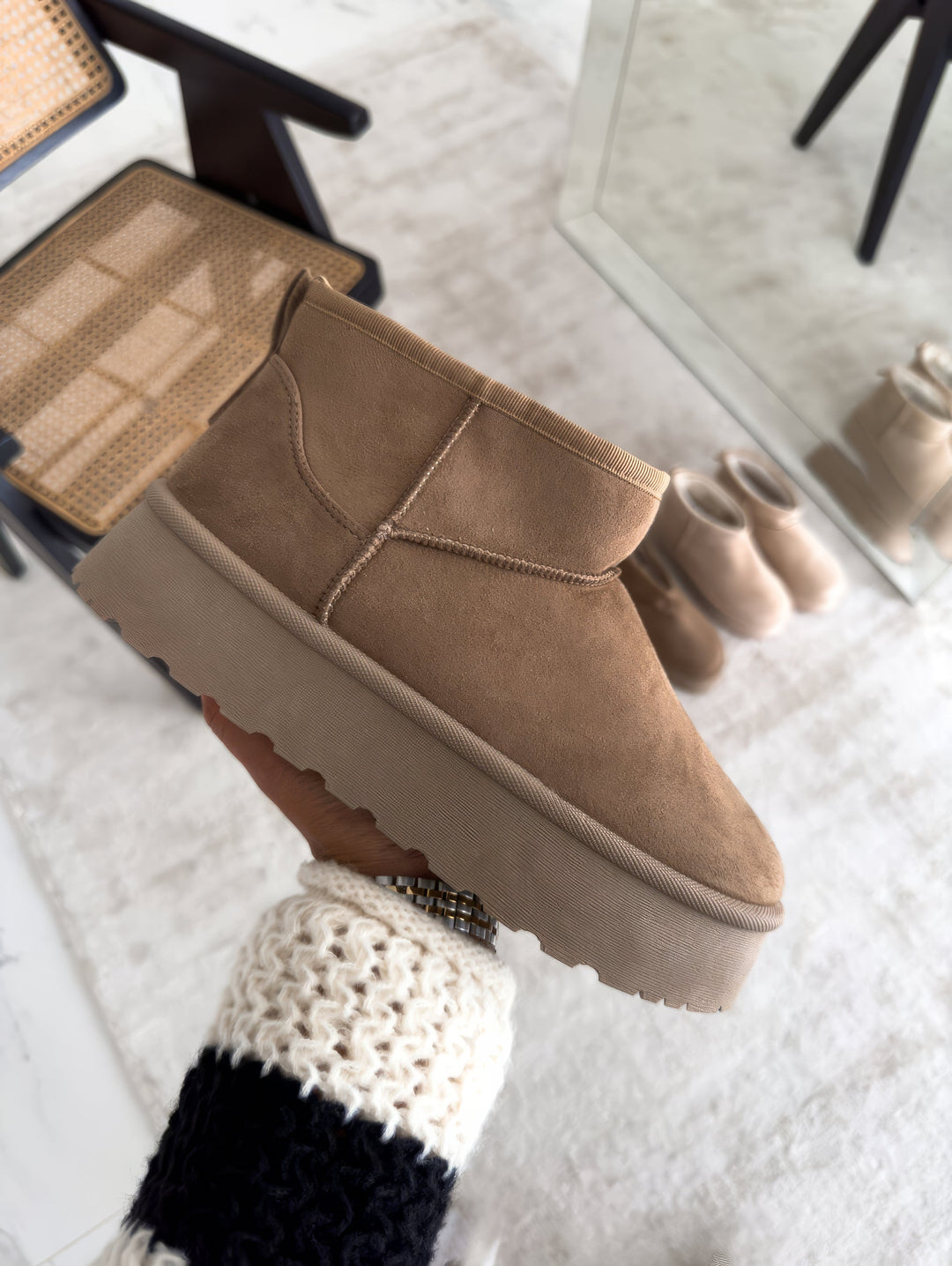 Lucy Autumn Boots - Siopie