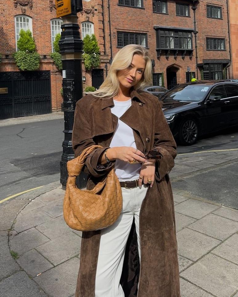 Trench coat femme en suède double boutonnage ceinturé coupe tailleur