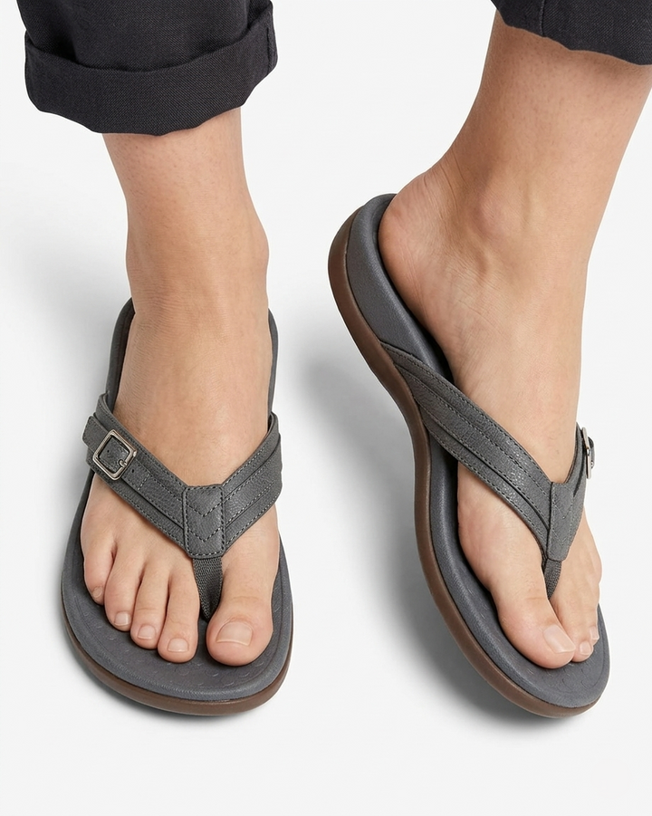 Tongs décontractées pour femmes - Sandales d'été à lanières avec boucle décorative