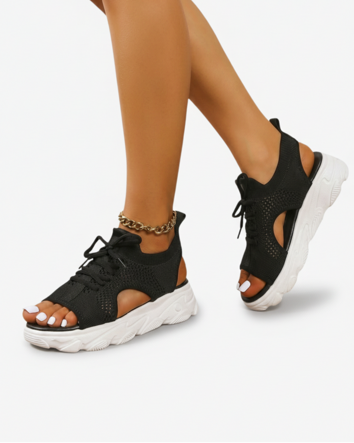 Sandales en maille tricotée chic avec des découpes, à lacets et à bout ouvert