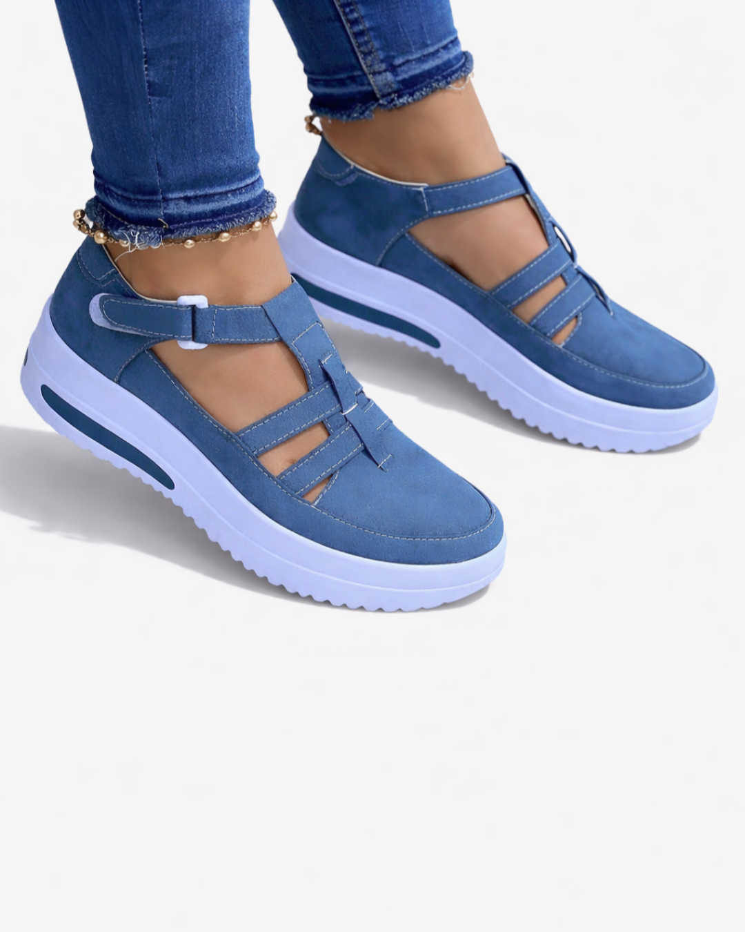 Chaussures compensées avec bride réglable et design à découpes - bout fermé