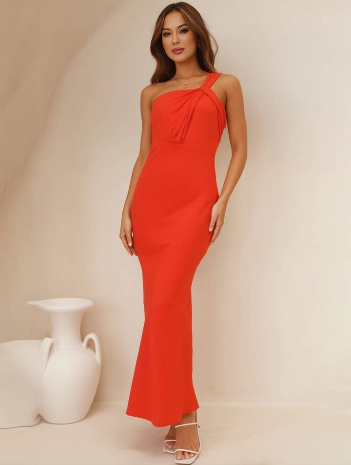 Robe longue satinée femme bustier sans bretelles coupe évasée élégante