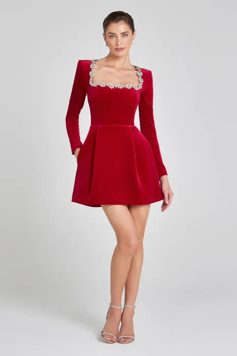 Robe mini en velours femme col carré manches longues coupe évasée