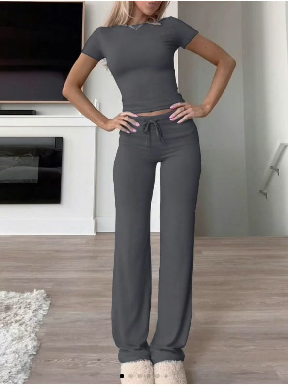Ensemble deux pièces femme crop top manches courtes pantalon taille haute