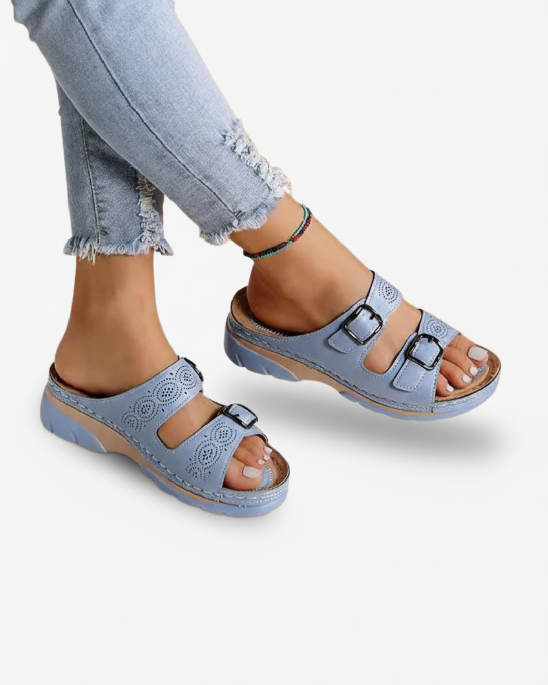 Sandales à bout ouvert avec petit talon compensé et double boucle