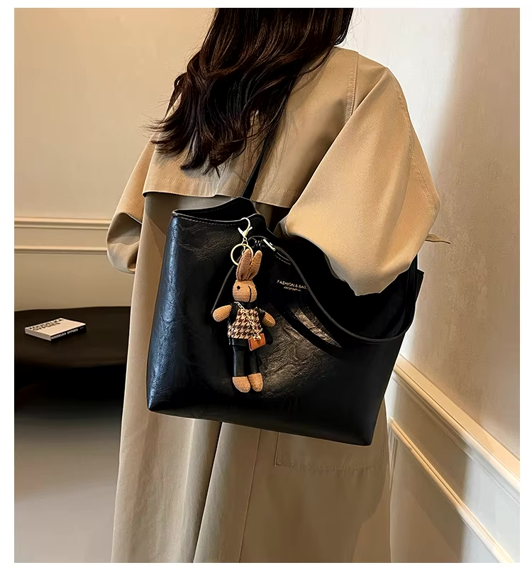 Sac cabas femme cuir végan vintage grand format intérieur spacieux
