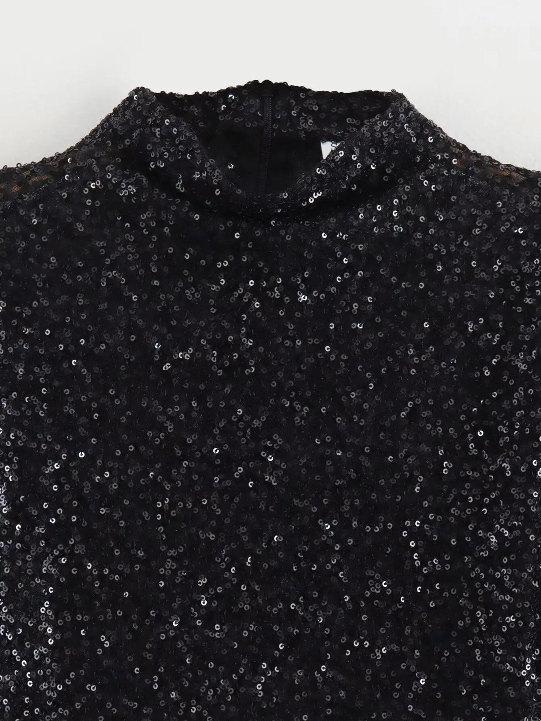 Robe courte à sequins femme col V coupe ajustée tissu stretch