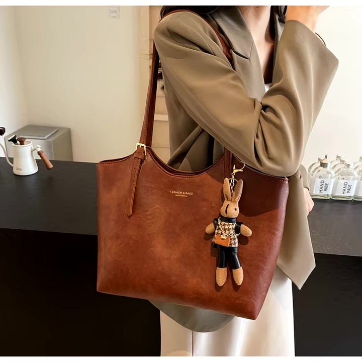Sac cabas femme cuir végan vintage grand format intérieur spacieux