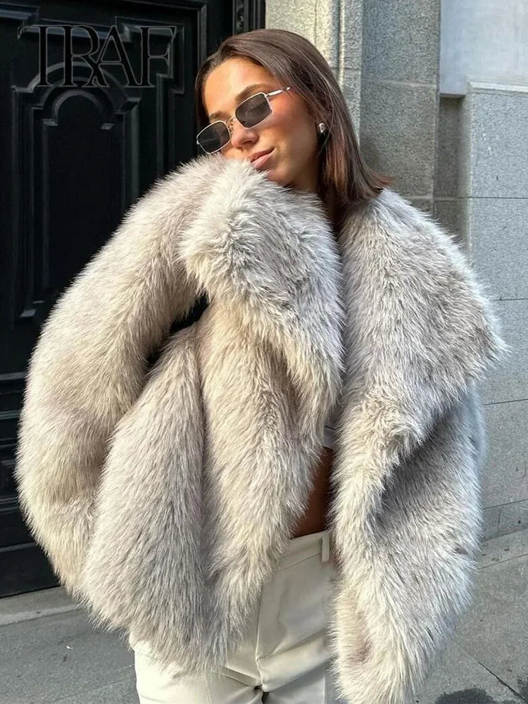 Manteau femme chaud doublé coupe classique élégante hiver