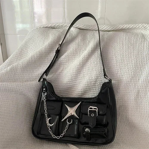 Sac à bandoulière gothique en cuir PU avec poches asymétriques et charms célestes
