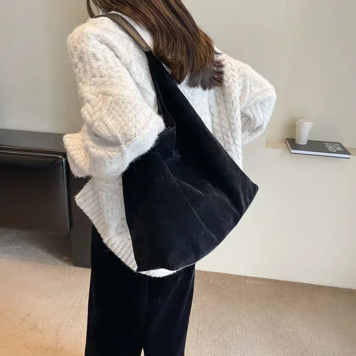Sac cabas femme en suédine marron grand format souple élégant