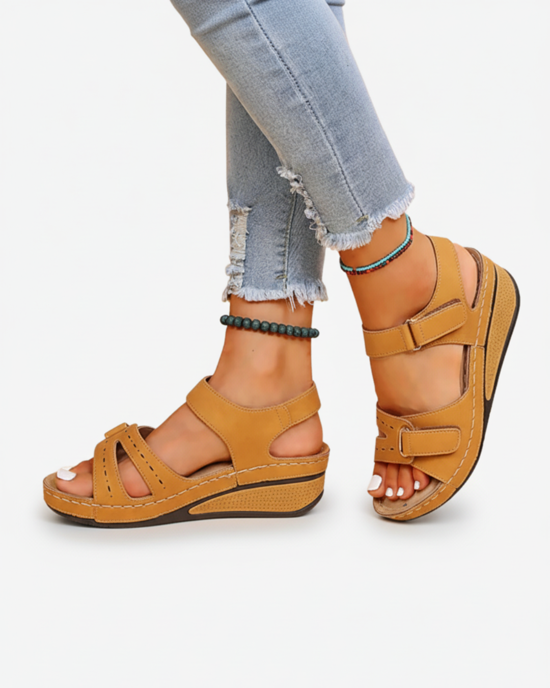 Sandales compensées à bout ouvert avec deux sangles réglables