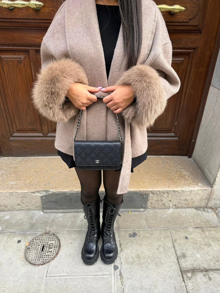 Liora Manteau en Laine Luxe Confort Élégance Incontournable