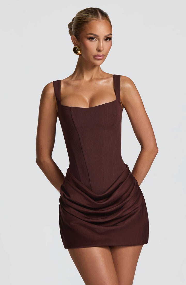 Robe mini bodycon femme col carré coupe ajustée élégante
