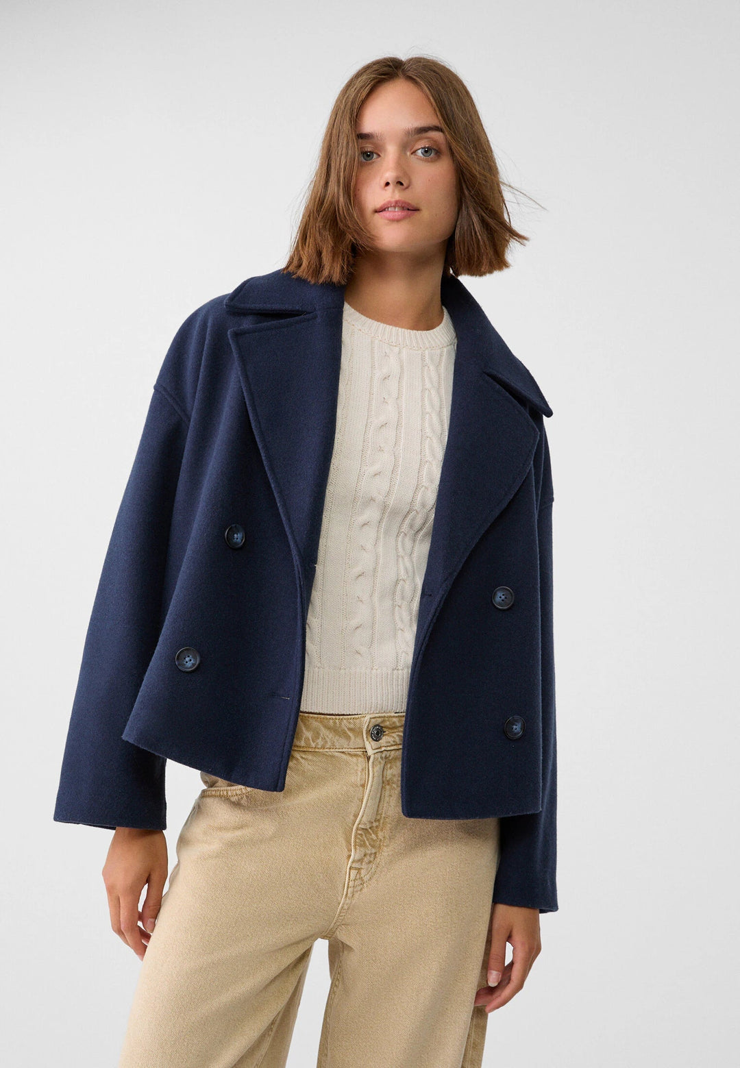 Veste courte croisée femme double boutonnage coupe droite élégante
